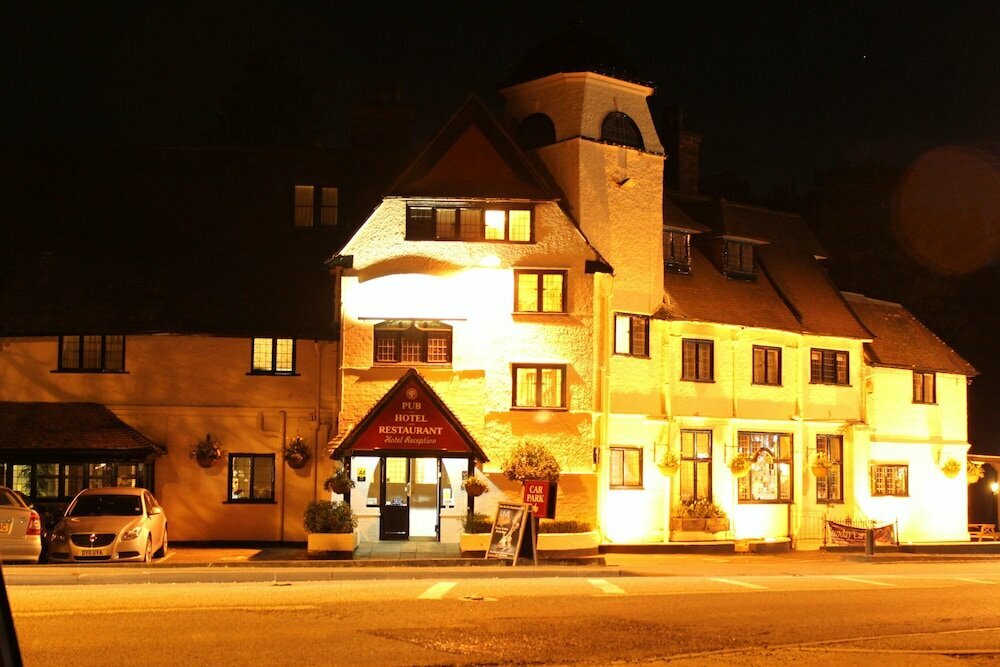 The Punchbowl Hotel