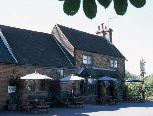 The Chequers Inn, Забронировать Отель Отели Хай-Уиком с парковкой, Парковка
