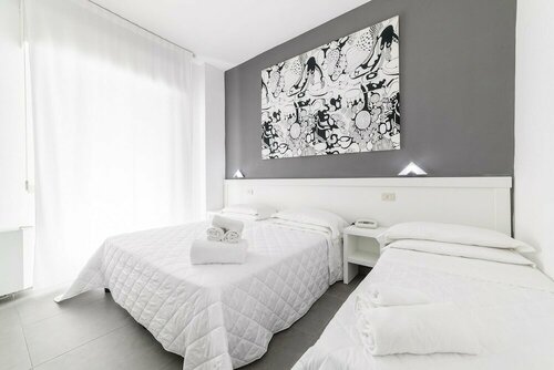 Hotel La Bussola, Book Hotel Massa Apuana coast