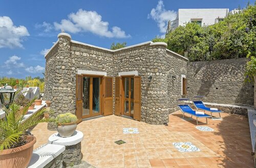 Hotel Punta Imperatore, Buchen Sie Hotel Hotels in Forio d'Ischia mit Pool, Schwimmbad