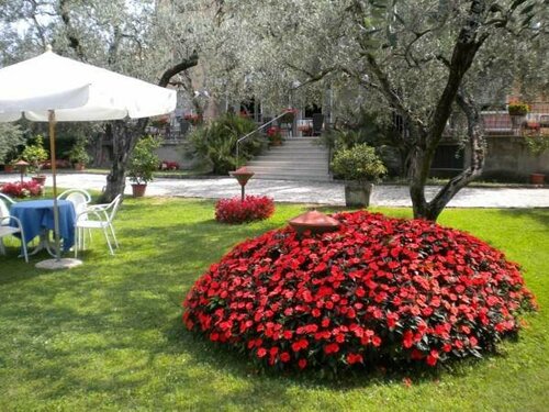 Hotel Garden, Забронировать Отель Отели в центре Торри-дель-Бенако, в центре