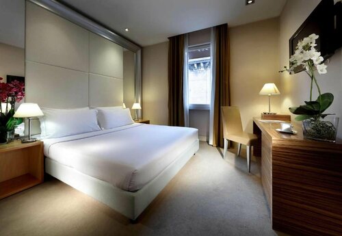 Mercure Roma Centro Saint John, Забронировать Отель Вокзал Термини 