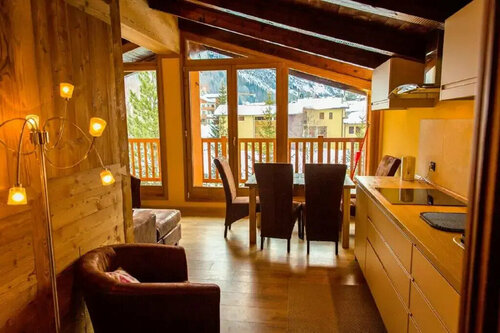 Chalet Alpina Hotel & Apartments, Забронировать Шале Ла-Тюиль Mont Blanc - Italy, рядом с Эспас-Сан-Бернардо