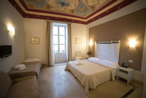 Hotel Gargallo, Забронировать Отель Ортиджия Сиракуза, рядом с Площадь Архимеда