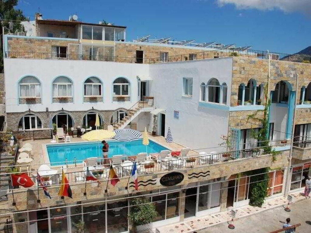 Cemuhan Hotel & Apart