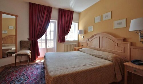 Hotel La Meridiana, Забронировать Отель Отели в центре Мадезимо, в центре