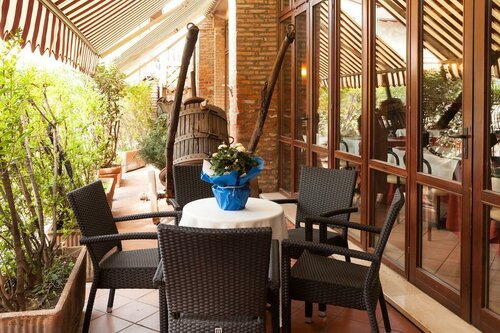 Hotel Antica Fonte, Book Hotel Hoteller i Brescia med parkering, Parkering