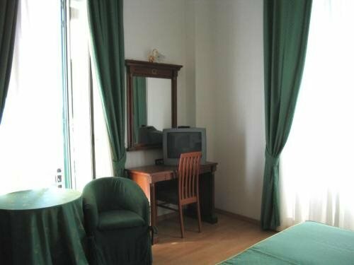 Miramare, Book Hotel 3-stjernede hoteller i Lazio, 3*