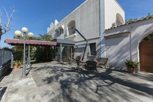 Masseria Sant'Anna, Забронировать Отель Отели Бари-Палезе 4 звезды, 4*