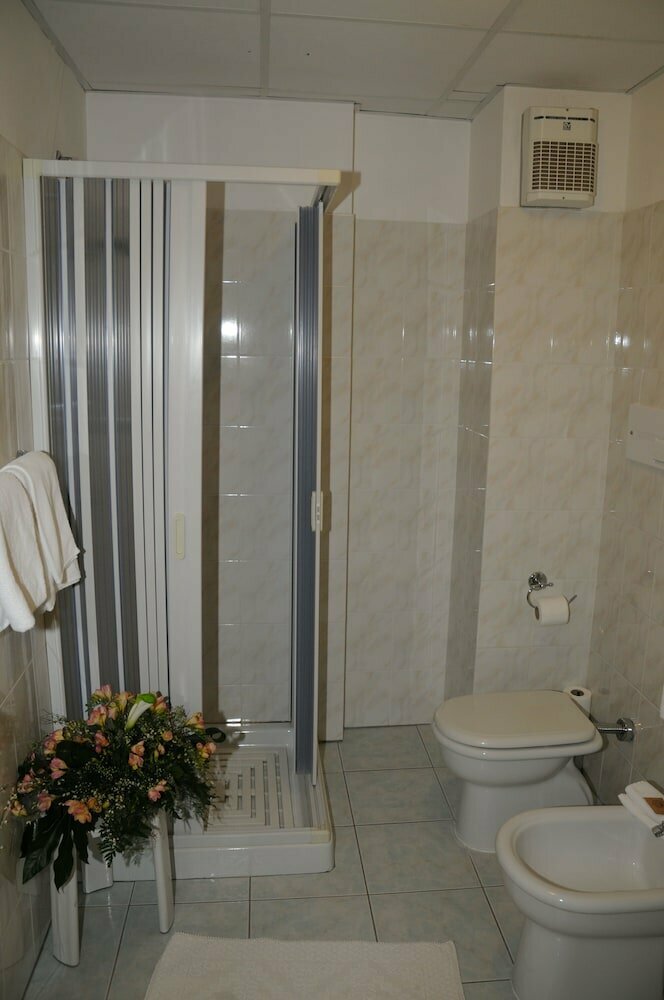 Hotel Kiris