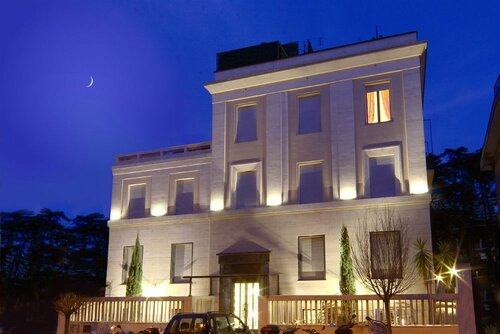 Relais 6 Via Tolmino, Забронировать Отель Отели Рима 4 звезды, рядом с LUISS Business School, 4*