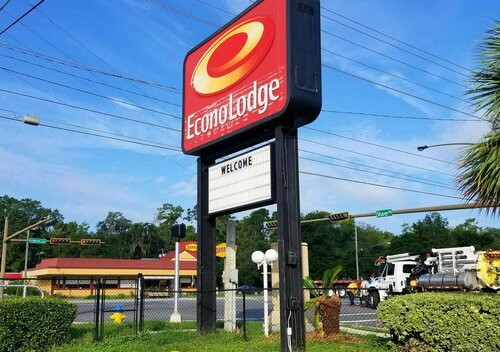 Econo Lodge Tallahassee I-10 near University, Забронировать Отель Отели Панхэндл Флориды с парковкой, Парковка