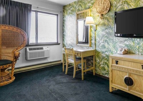 Econo Lodge Madison, Book Hotel SPA-hoteller i Madison, SPA