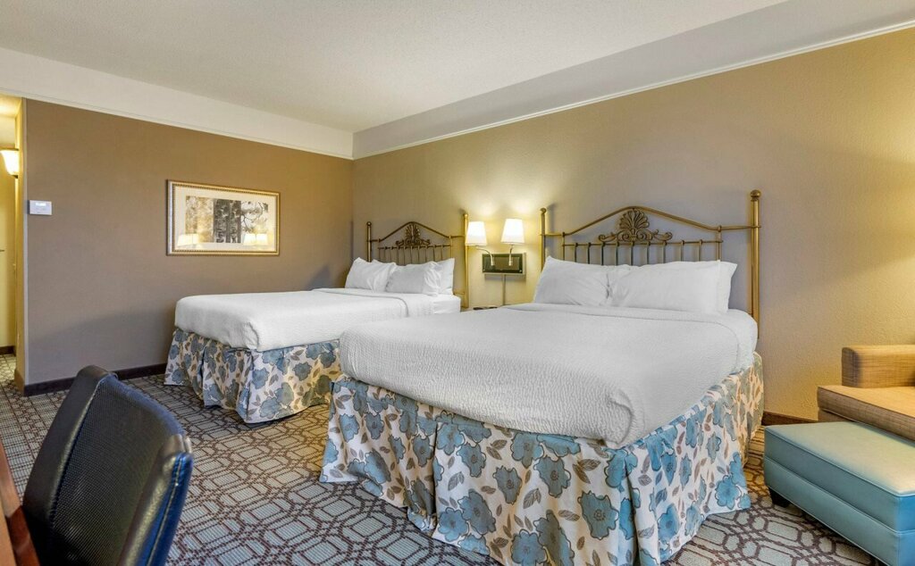 Courtyard by Marriott Savannah Downtown/Historic District