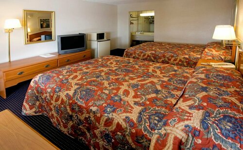 Americas Best Value Inn & Suites in Murfreesboro, Забронировать Мини-отель Отели Теннесси с парковкой, Парковка