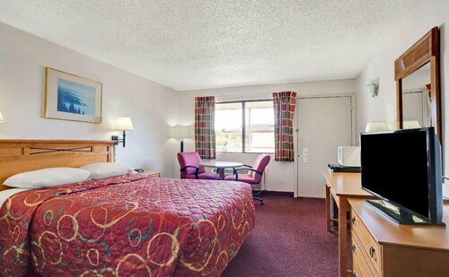 Travelodge Sea-Tac Airport North, Забронировать Отель Сиэтл штат Вашингтон