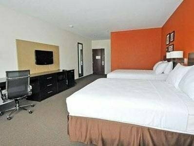 Restwell Inn & Suites I-45 North