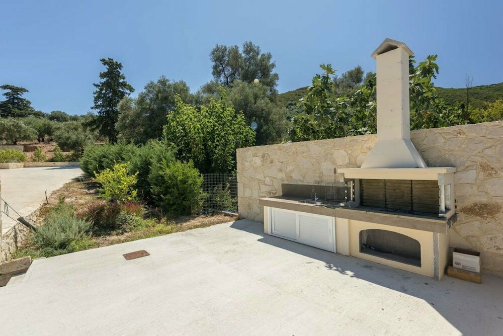 Villa Neaira