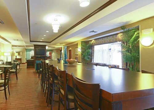 Quality Inn Darien - North Brunswick, Book Hotel Hoteller i Darien med morgenmad, Morgenmad