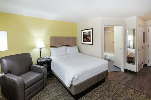 Candlewood Suites Tyler, an IHG Hotel, Buchen Sie Hotel Tyler Texas