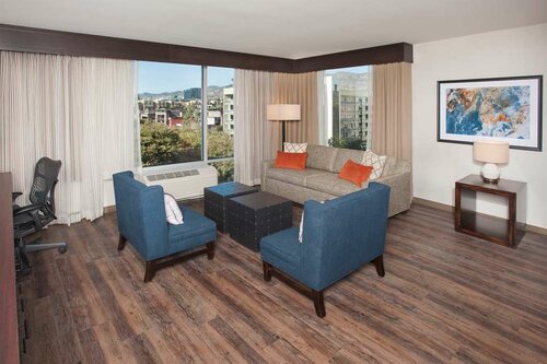 Hilton Garden Inn Burbank Los Angeles, Забронировать Отель Бербанк San Fernando Valley