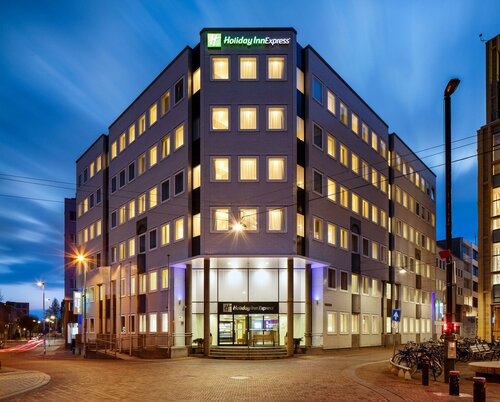 Holiday Inn Express Arnhem by IHG, Забронировать Отель Арнем Betuwe