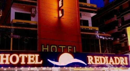 Capão da Canoa - Hotel Rediadri, Забронировать Отель Капан-да-Каноа Риу-Гранди-ду-Сул