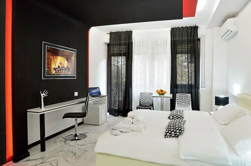 Black & White G&G, Book Bed and Breakfast Trastevere Rom, nær Protestant Cemetery