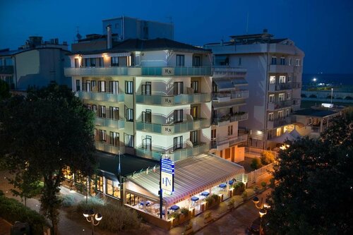 Hotel Nettuno, Rezervați Hotel Hoteluri de 3 stele în Chioggia, 3*