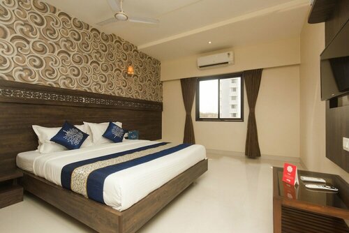 OYO 10650 Hotel Lotus Residency, Забронировать Отель Mire Sanjay Gandhi National Park