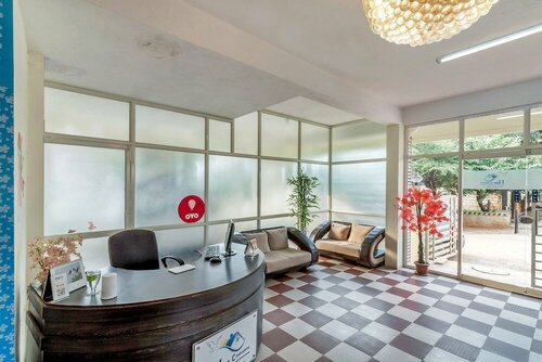 Hotel Home Comforts by OYO Rooms, Забронировать Отель Отели штата Карнатаки с парковкой, Парковка