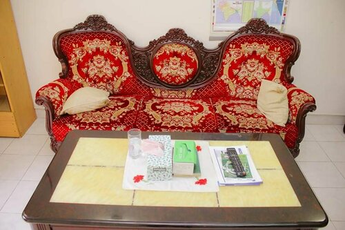 White House Guest House, Забронировать Гостевой дом Гульшан Дакка, рядом с United Hospital Dhaka