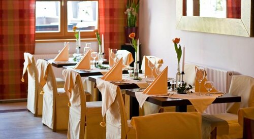 Hotel in vino veritas, Забронировать Отель Отели Перхтольдсдорф 4 звезды, 4*