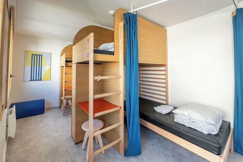 UCPA SPORT STATION HOSTEL PARIS, Забронировать Хостел Хостелы Парижа, рядом с Le 104, Хостел