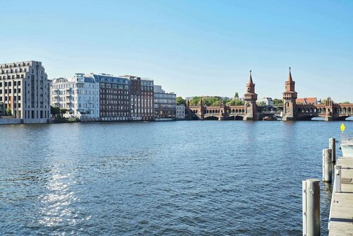 Отель nhow Berlin, Забронировать Отель Отели в центре Фридрихсхайн-Кройцберг, в центре, Завтраки