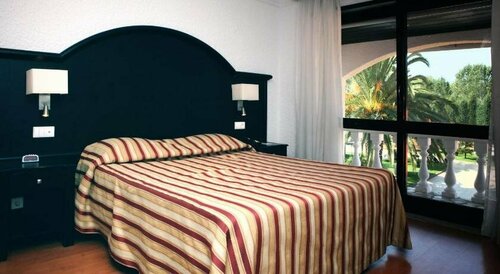 Quinta dos Três Pinheiros Hotel, Забронировать Отель Отели Бейра-Алта 3 звезды, 3*