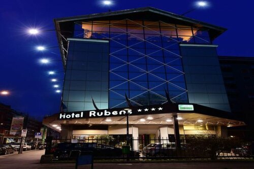 c-hotels Rubens, Book Hotel Hotels in Como with Parking, Parking