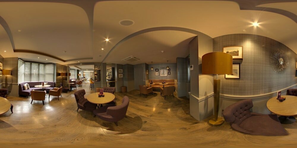 Orchid Hotel