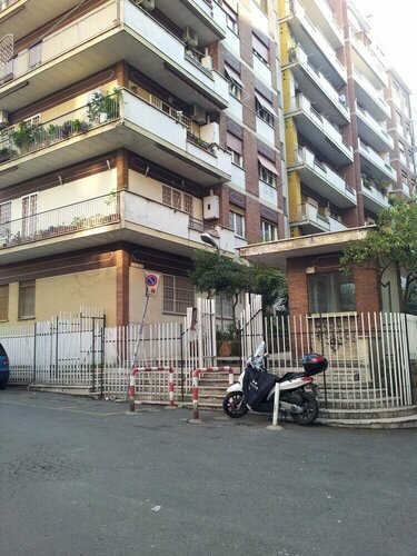 Testa Gioacchino B&B, Забронировать Отель «постель и завтрак» Тибуртино Рим, рядом с Больница имени Пертини