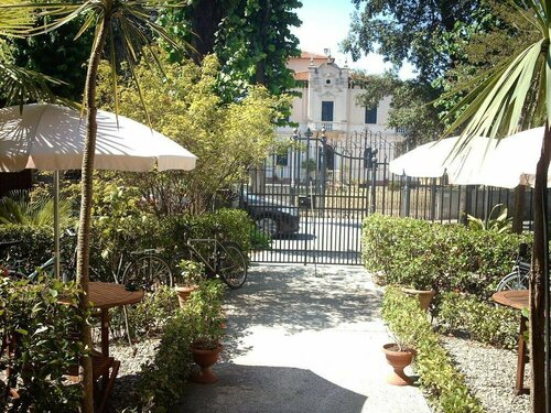 Le Villi FRIENDLY B&B, Book Bed and Breakfast Viareggio Versilia