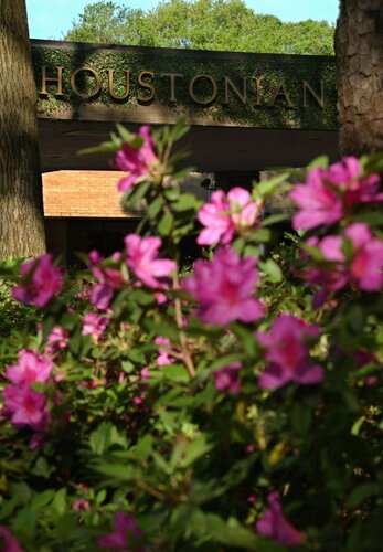 The Houstonian Hotel, Club & Spa, Забронировать Курортный отель Хьюстон Texas Gulf Coast