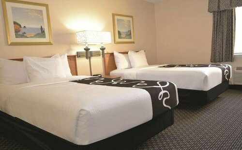 La Quinta Inn & Suites Tampa East Fairgrounds # 1039, Book Hotel Hoteller i Tampa med parkering, Parkering
