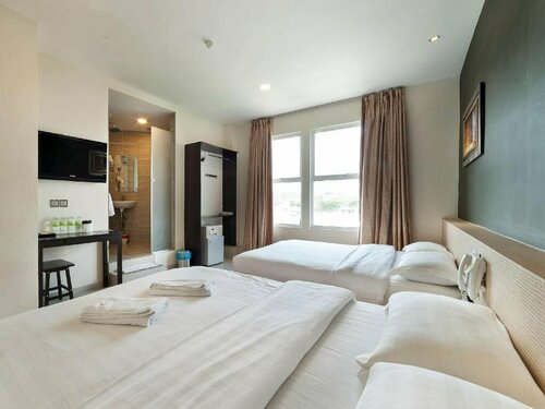 One Avenue Hotel, Забронировать Отель Отели Петалинг-Джая с парковкой, Парковка