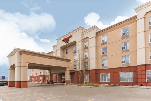 Hampton Inn by Hilton Edmonton/South, Alberta, Canada, Varaa Hotelli Central Alberta hotellit, joissa on uima-allas, Uima-allas