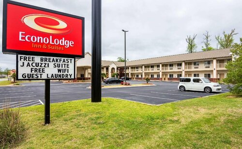 Econo Lodge Inn & Suites Bryant, Book Hotel Bryant 