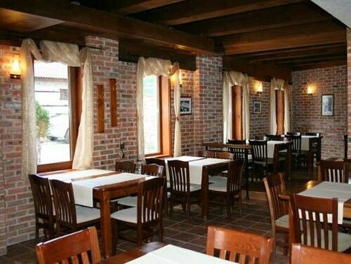 Family Hotel Lazur, Book Hotel Blagoevgrad hoteller med parkering, Parkering