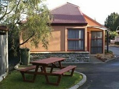 Red Tussock Motel, Забронировать Мотель Те-Анау Fiordland