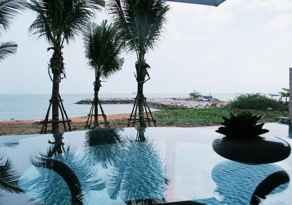 Nantra Pattaya Baan Ampoe Beach