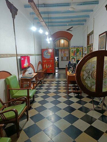 Hostel Vasantashram CST Mumbai, Free Wifi with 1940s Retro vibe, Забронировать Хостел Хостелы Мумбай, рядом с Рынок Бхенди-Базар, Хостел