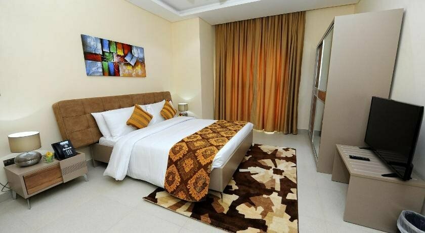 Al Mansour Park Inn Hotel&Apartment